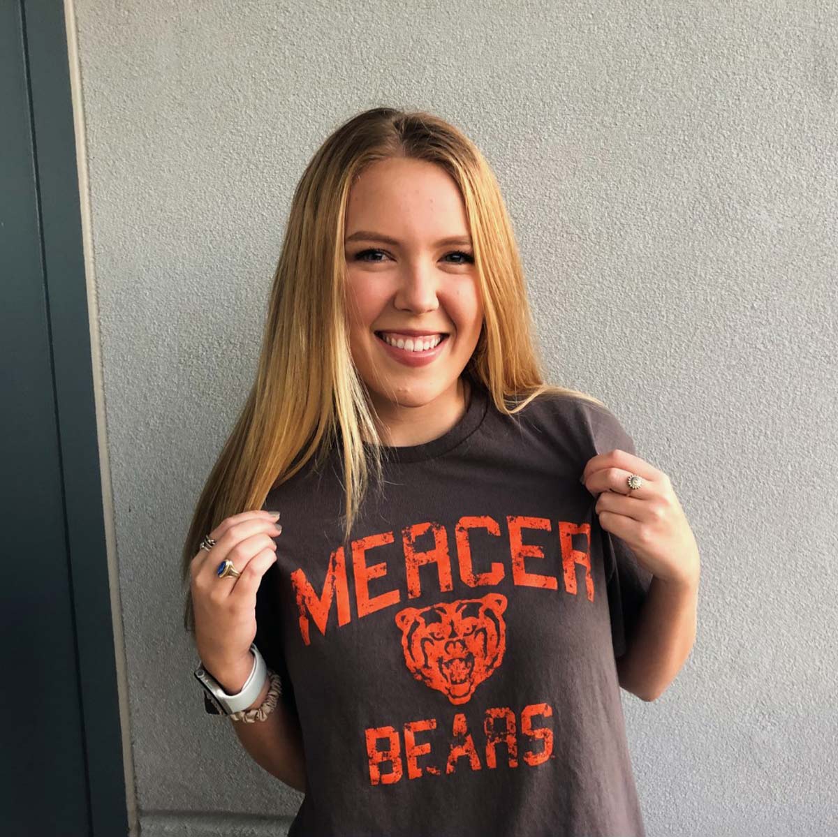  Claire McCarthy sproting a Mercer t-shirt.