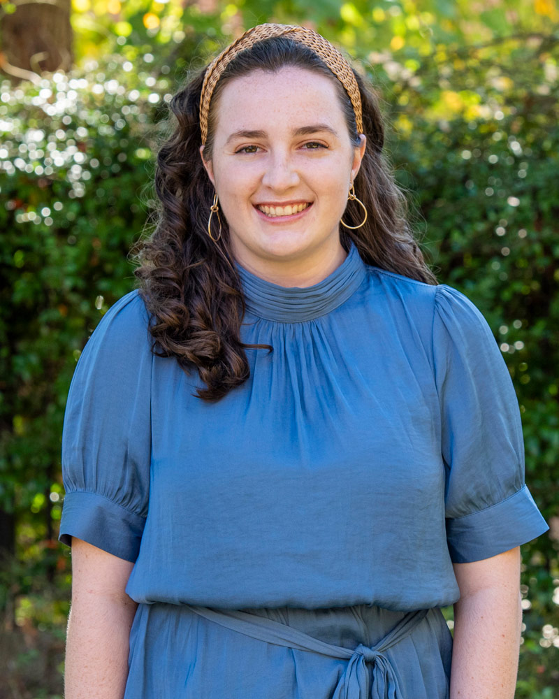 Julie Sterndorf Headshot